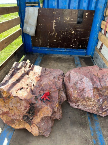 Ландшафтные глыбы красно-фиолетовые 200-1000 килограмм купить в Кумертау