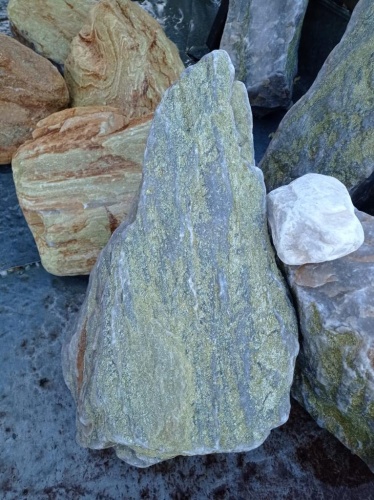 Златолит жёлтый, жёлто-зелёный глыбки и валуны для ланшафтного дизайна купить в Кумертау