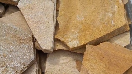 Плитняк златолит жёлтый для цоколя купить в Кумертау