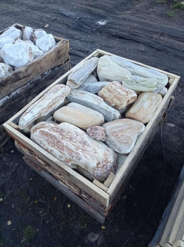 Златолит жёлтый, жёлто-зелёный глыбки и валуны для ланшафтного дизайна купить в Кумертау