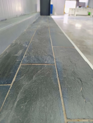 Плитка чёрная из натурального камня фасадная 30 см * 5 см, толщина 7 мм -30 мм купить в Кумертау