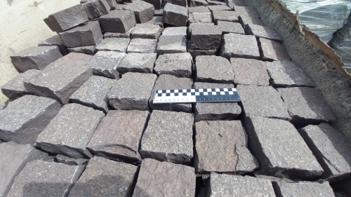 Лемезит колотая брусчатка 10 * 10 см. для парковки купить в Кумертау
