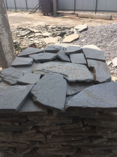 Златолит серебристый галтованный для лестниц купить в Кумертау