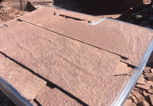 Плитняк лемезит бордовый для ступеней 20-25 мм купить в Кумертау